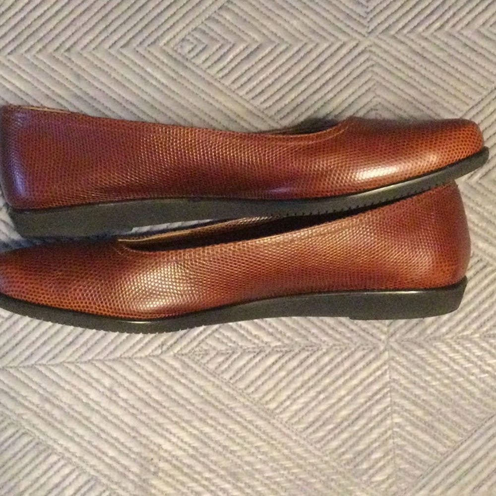 Salvatore Ferragamo brown 9.5 wedge shoes for women - Picture 7 of 11